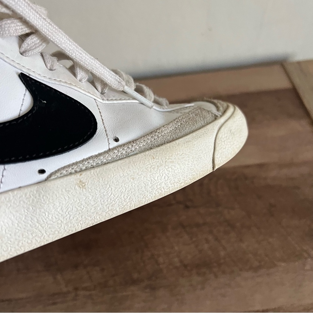 Nike Women’s Mid ‘77 White and Black Blazer Size 8.5 - Picture 8 of 11